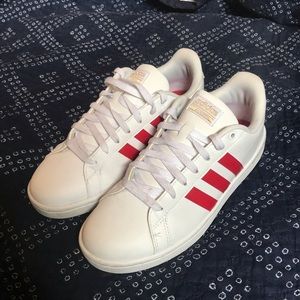 Adidas Cloudfoam Red Stripe Sneaker